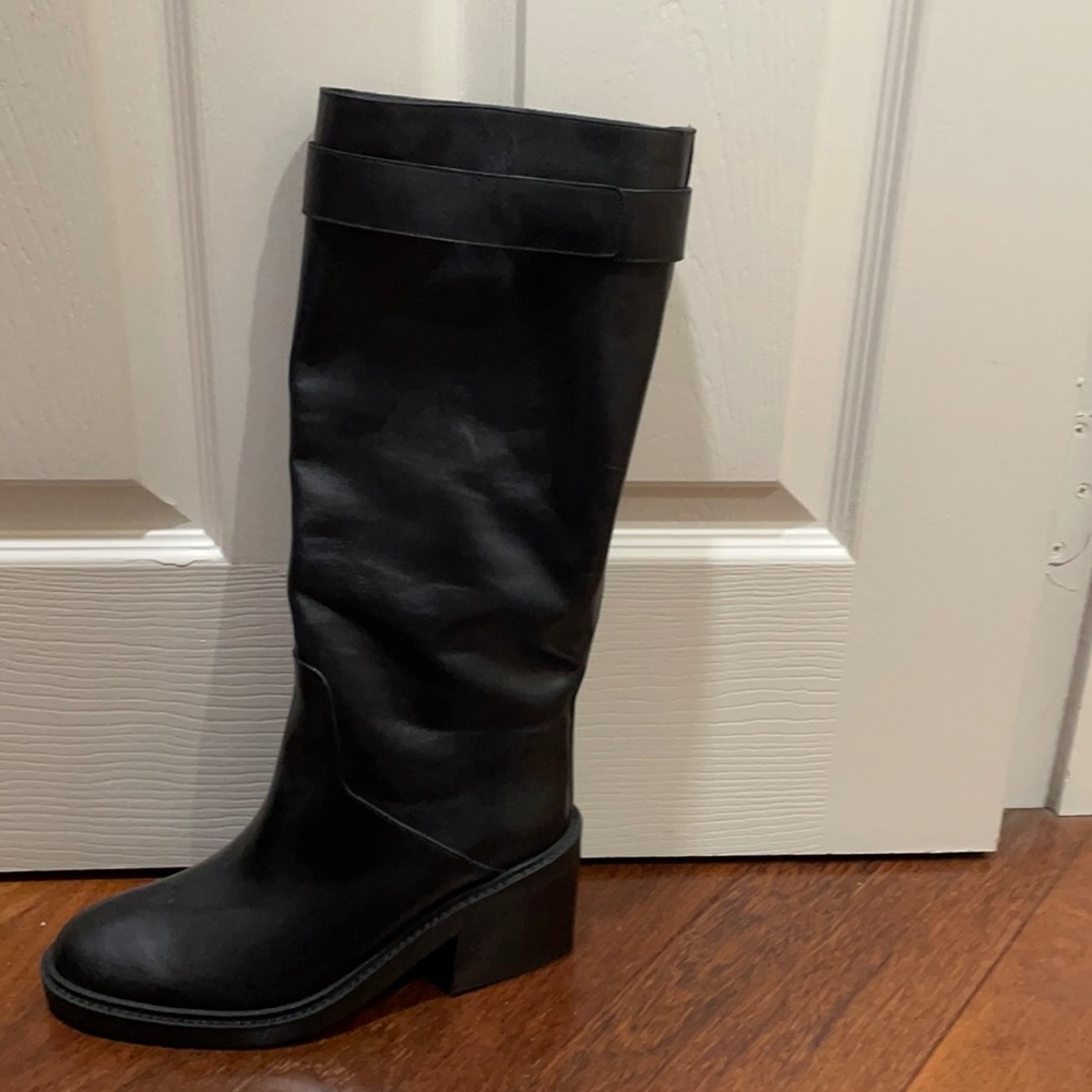 Helmet Lang black brand green never worn boots size 39